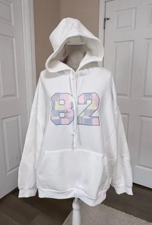 New Edikted women’s oversized 82 Print Applique Pullover Hoodie size XL thumbnail 1