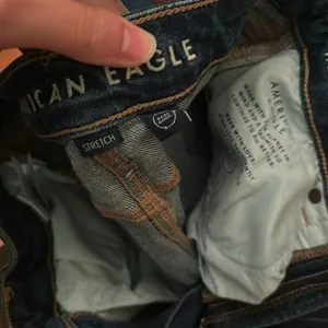 Mom jean stretch thumbnail 4