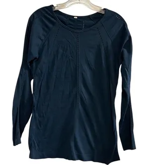 Athleta Women's Black Long Sleeve Seamless Top Size‎ M- Yoga Workout thumbnail 1