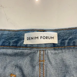 Aritzia‎ Denim Forum The Lou Low Rise Carpenter Loose Fit Utility Cargo Jeans thumbnail 7