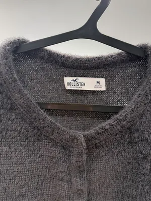 Hollister Charcoal Gray Fuzzy Knit Button Front Cardigan Sweater‎ Womens Medium thumbnail 3