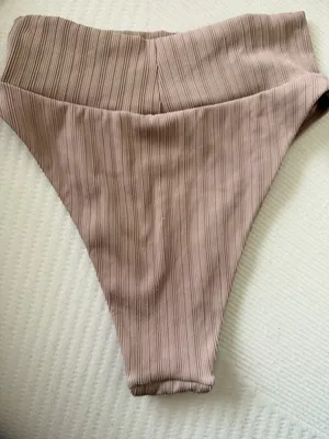 Aerie High Cut Cheeky Bikini Bottoms Small thumbnail 3