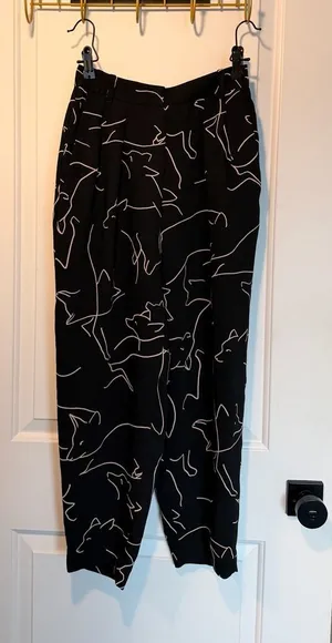 Babaton Aritzia Abstract Cat Line Art Print Trousers thumbnail 1