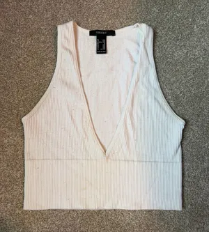 Forever 21 White Ribbed V Neck Crop Top thumbnail 1