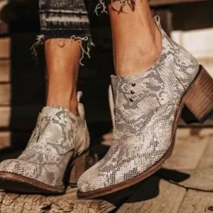 FREEBIRD by Steven Women’s Sadie neutral Python Embossed Bootie western size 7 thumbnail 1