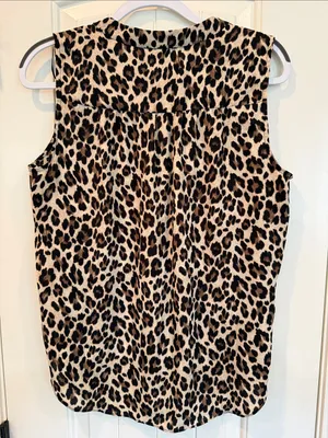 Vince Camuto Leopard Print Sleeveless V-Neck Top - Beige, Black thumbnail 6