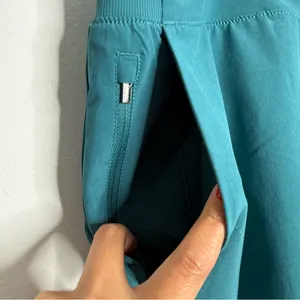 NWOT Athleta Brooklyn Short‎ Teal Green Size 18 Workout Gym Yoga Activewear thumbnail 3
