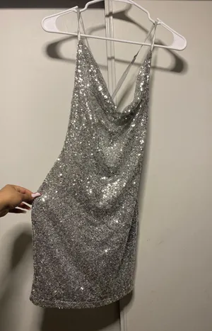 Dress thumbnail 1