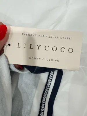 Boutique Navy and White Top thumbnail 2
