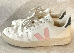 VEJA V-10 VEGAN WHITE PETALE BLACK 2.0625 thumbnail 9
