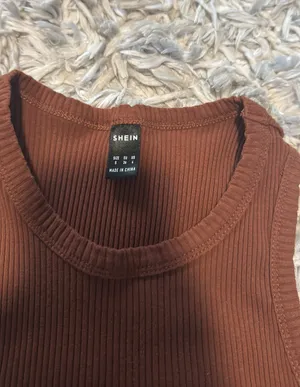 Tank Top thumbnail 2