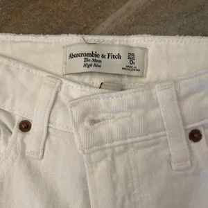 Abercrombie & fitch white mom high rise 25 thumbnail 2