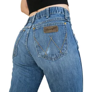 Wrangler Retro Slim Boot Jeans thumbnail 2