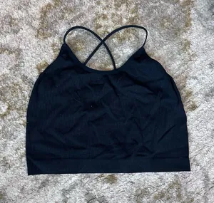 Cropped Criss Cross Tank Black Size L thumbnail 1