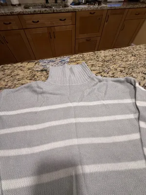 Pink Lily Women's sweater thumbnail 2