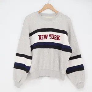 Chaser Sweatshirt Womens S New York Graphic Grey Striped Relaxed Excellent thumbnail 2