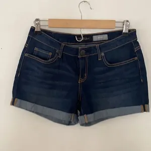 Aeropostale shorts EUC    thumbnail 2