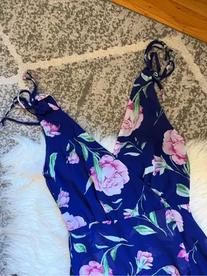 Lulu’s floral maxi dress thumbnail 7