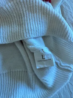 Valentines Heart Sweater White Size L thumbnail 3
