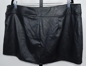 Wild Fable Black Faux Leather Mini Skirt Women's XXL Zip-Up Vegan Leather thumbnail 1