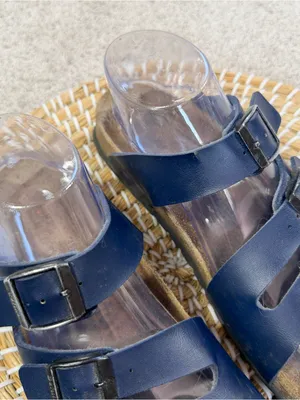 Betula by Birkenstock Women’s Licensed Leo Soft Birko-Flor Sandals 38/US 7 thumbnail 5