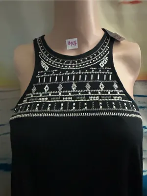 Hollister Women’s Black Embroidered High-Neck Racerback Tank Top SM NWT thumbnail 7
