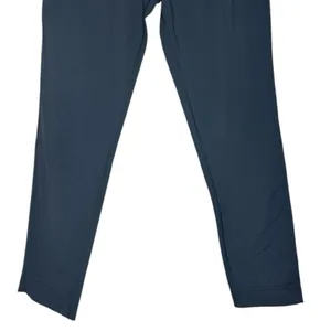 Lululemon Women’s Athletic Pants Small thumbnail 3