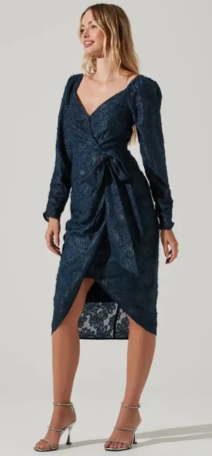 ASTR The Label Terese Metallic Floral Long Sleeve Cocktail Dress Size XS NWT thumbnail 1