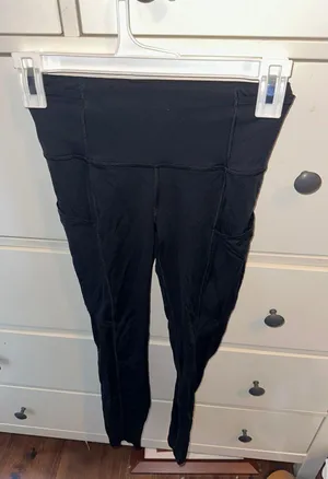 Lululemon • Fast and Free High-Rise Tight 25” thumbnail 1