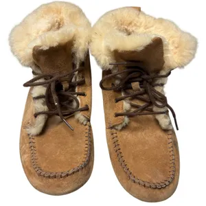 UGG Australia Chickaree Lace Up Moccasin Shearling Suede Ankle Boot Chestnut 7 thumbnail 1