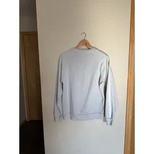 Love Your Melon Taped Crew Sweatshirt Large Fleece Grey White thumbnail 4