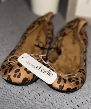 Size 8 NWT Cheetah Leopard Animal Print Ballet Flat Shoes thumbnail 3