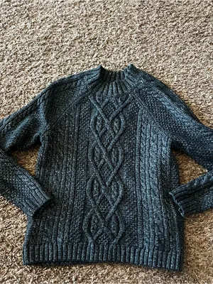 Abercrombie & Fitch Dark Heather Gray Cable Knit Sweater thumbnail 2
