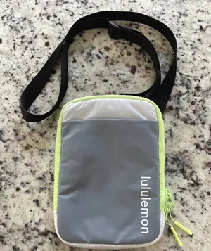 Lululemon Everywhere Belt Bag Neon‎ Lime Grey Nylon Crossbody Phone Pouch thumbnail 1