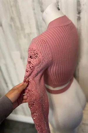 Pink Cropped Sweater Size XS thumbnail 2