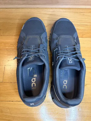 On Cloud 6 Women's Sneakers in Navy / Stone - Size 10 thumbnail 5