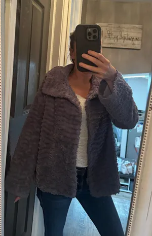 Patagonia Size XS Pelage Gray Fur Coat thumbnail 5