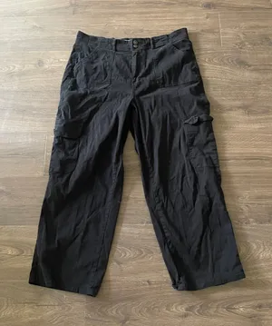Women’s Regeneration by Celebrity Pink Black Cargo Pants, Size 18 thumbnail 1