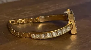 Vintage Yves Rocher gold tone crystal watch thumbnail 7