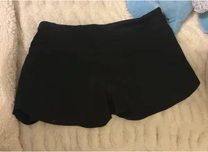 Black Lululemon Hotty Hot Shorts thumbnail 1