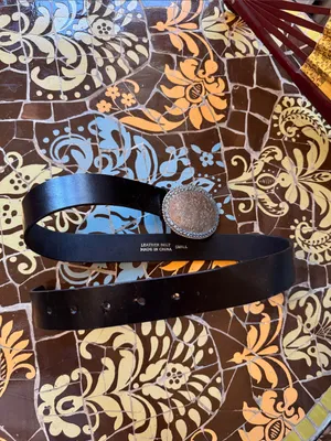 Black Leather Belt with Decorative Silver-Tone Oval Buckle & Rhinestones Sz: S thumbnail 5