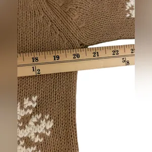 EDDIE BAUER Tan/White Snowflake Design Knit Button-Down Cardigan - Size Medium thumbnail 6