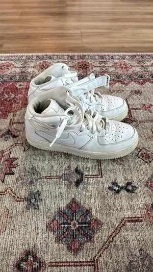 High-Top Air Force 1 Nike White Leather Shoes thumbnail 4