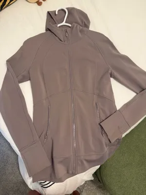 Lululemon Jacket Full-Zip Women’s thumbnail 1