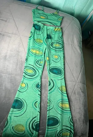 Matching Two Piece Green thumbnail 1