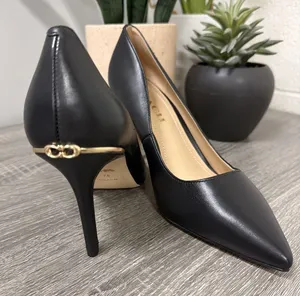 Coach Designer Pumps 7.5 thumbnail 1