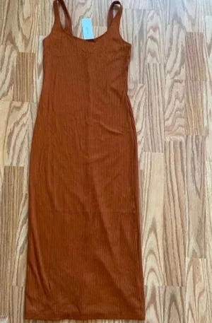 NWT Urban Outfitters Rust Ribbed Scoop Neck Maxi Dress - Medium thumbnail 1