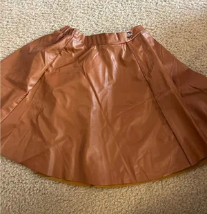 A21 skirt girl 13-14 years brown faux leather mini short fun thumbnail 1