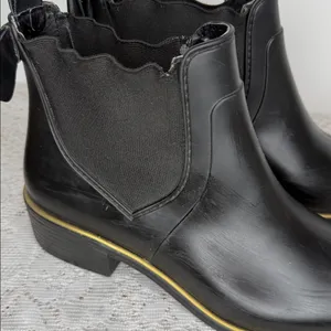Kate Spade New York Sedgewick Chelsea rain boots gold trim sz 10 thumbnail 3