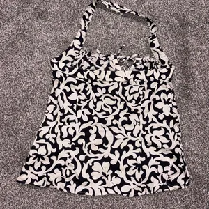 Ann Taylor white/black floral halter top in a size 8 thumbnail 3